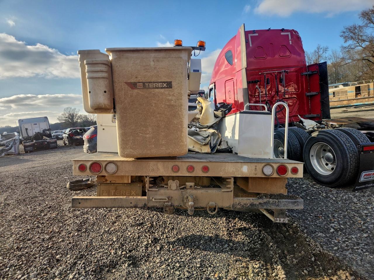 2024 Ford F550 Super Duty - Фото 6