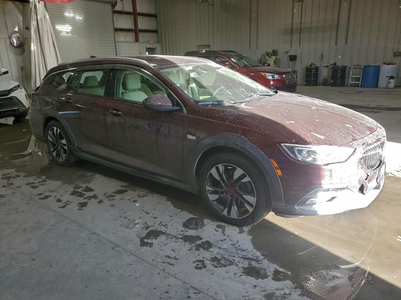 2019 Buick Regal Tourx Essence - Фото 4