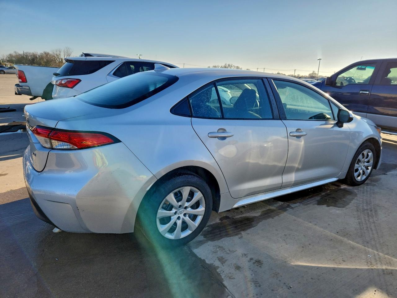 2023 Toyota Corolla Le - Фото 3