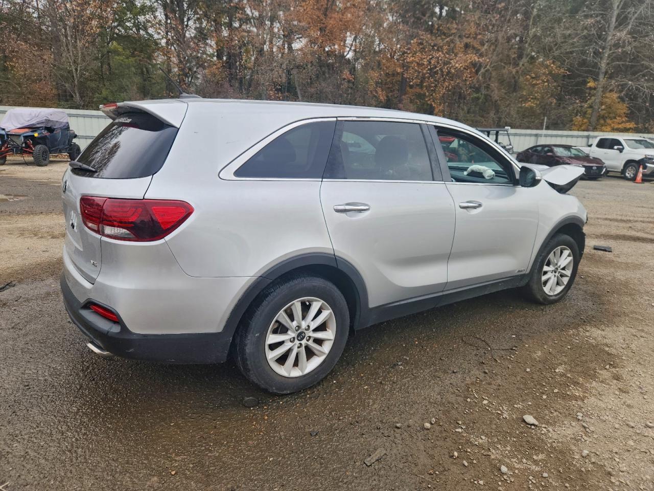 2019 Kia Sorento Lx V6 - Image 3
