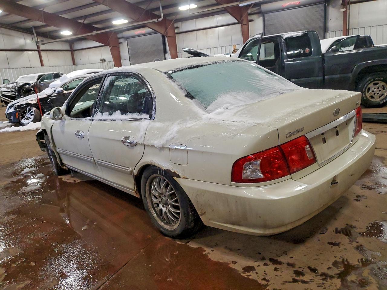 2006 Kia Optima Lx - Image 2