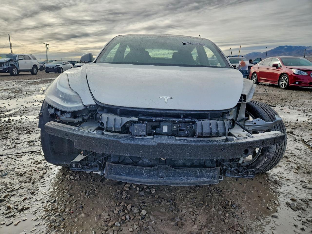 2018 Tesla Model 3 - Фото 5