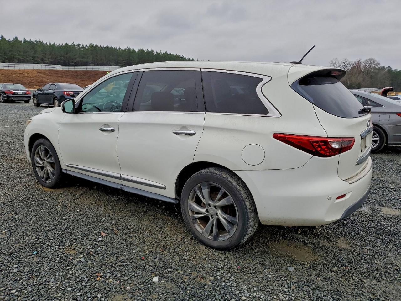 2013 Infiniti Jx35 - Image 2