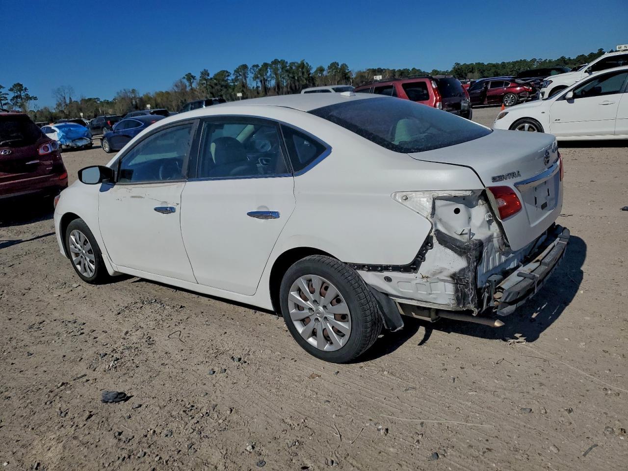 2017 Nissan Sentra S - Фото 2