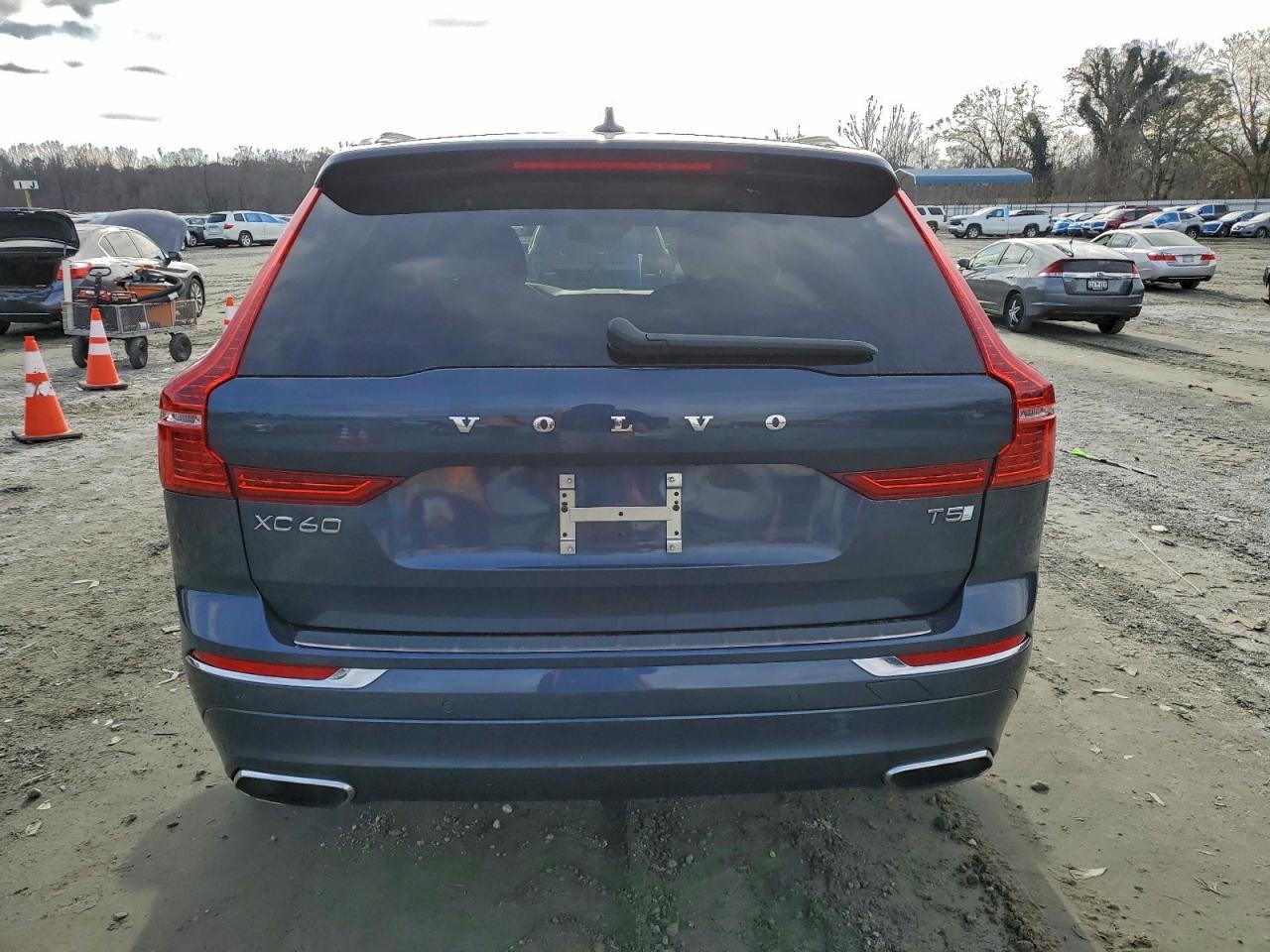 2021 Volvo Xc60 T5 Inscription - Фото 6