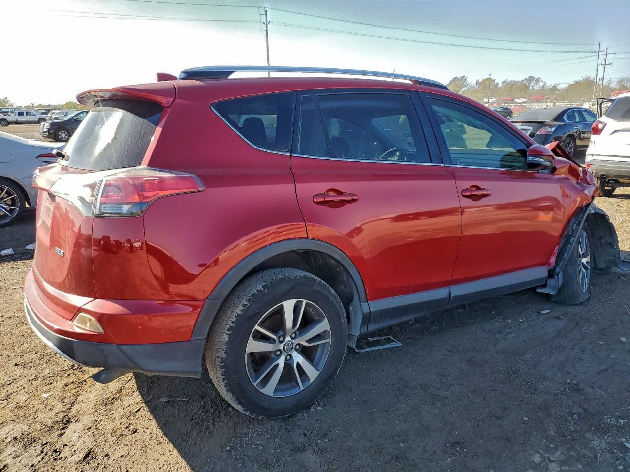 2017 Toyota Rav4 Xle - Image 3