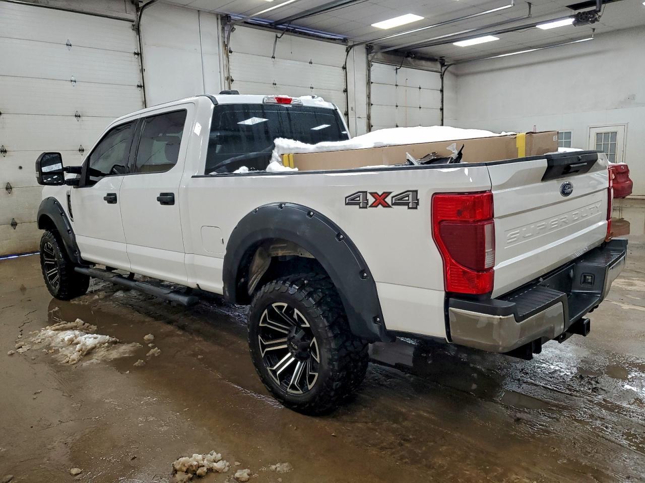 2020 Ford F250 Super Duty - Image 2