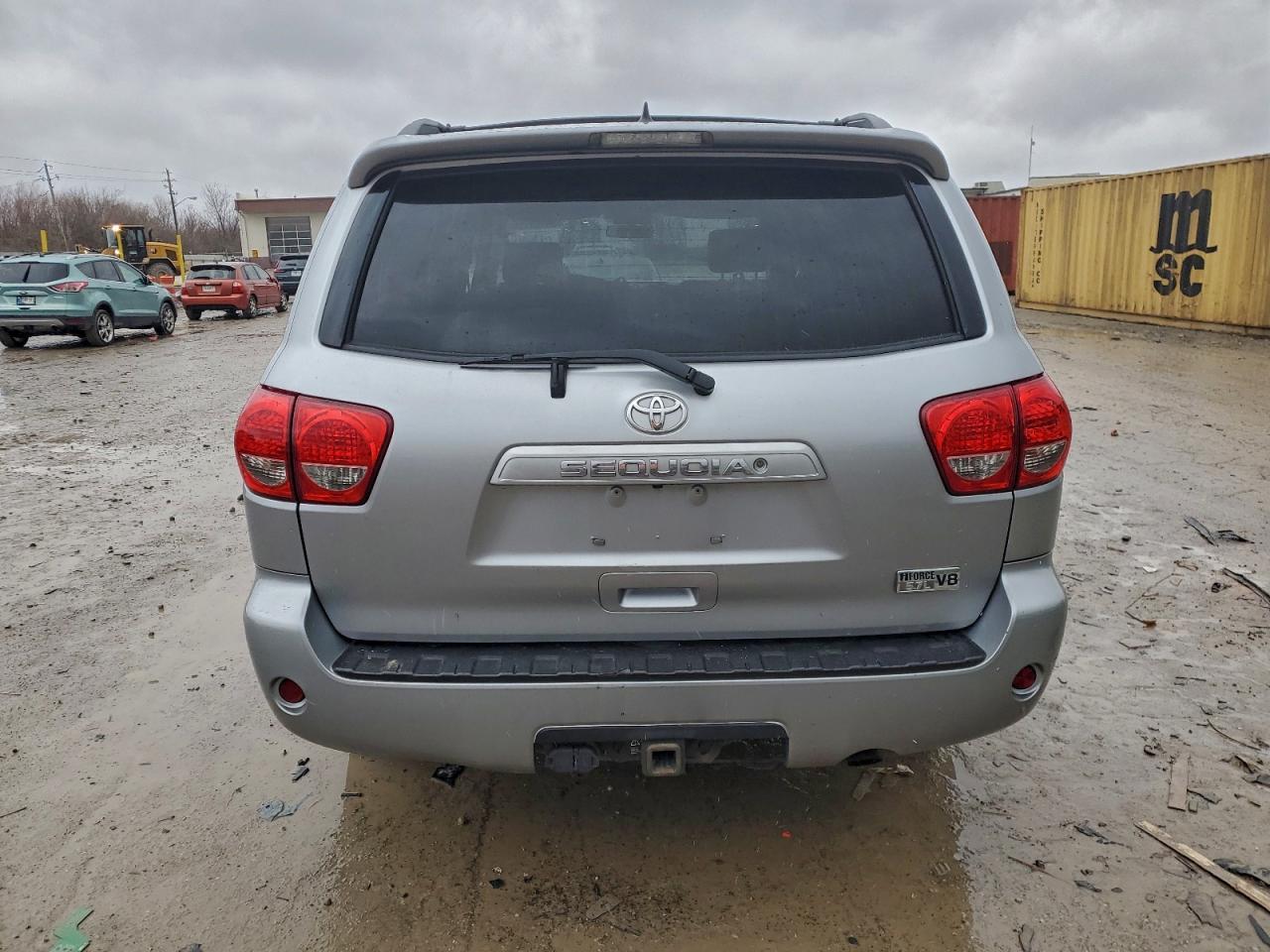 2017 Toyota Sequoia Sr5 - Image 6