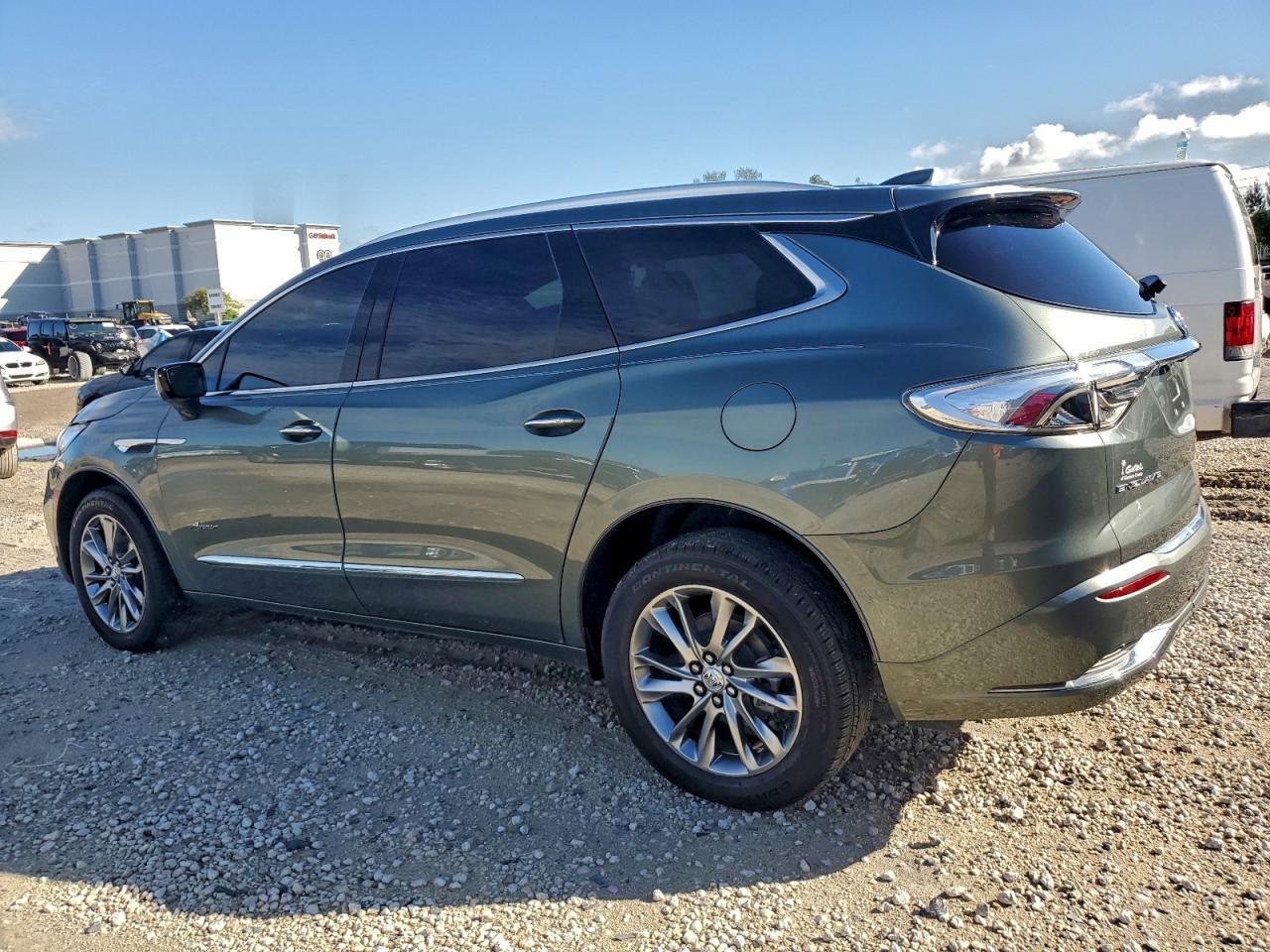 2023 Buick Enclave Avenir - Фото 2