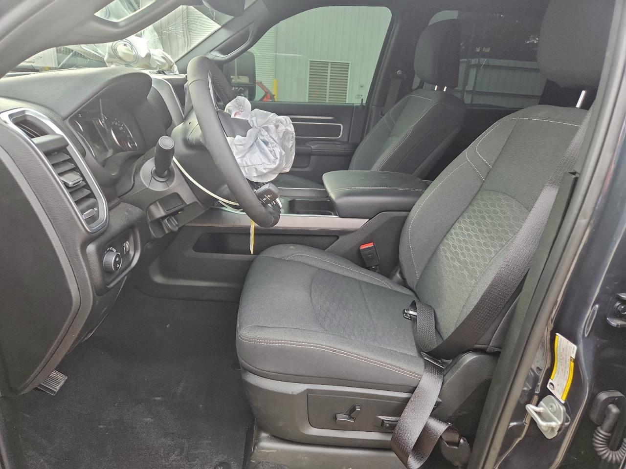 2025 Ram 2500 Big Horn - Image 7