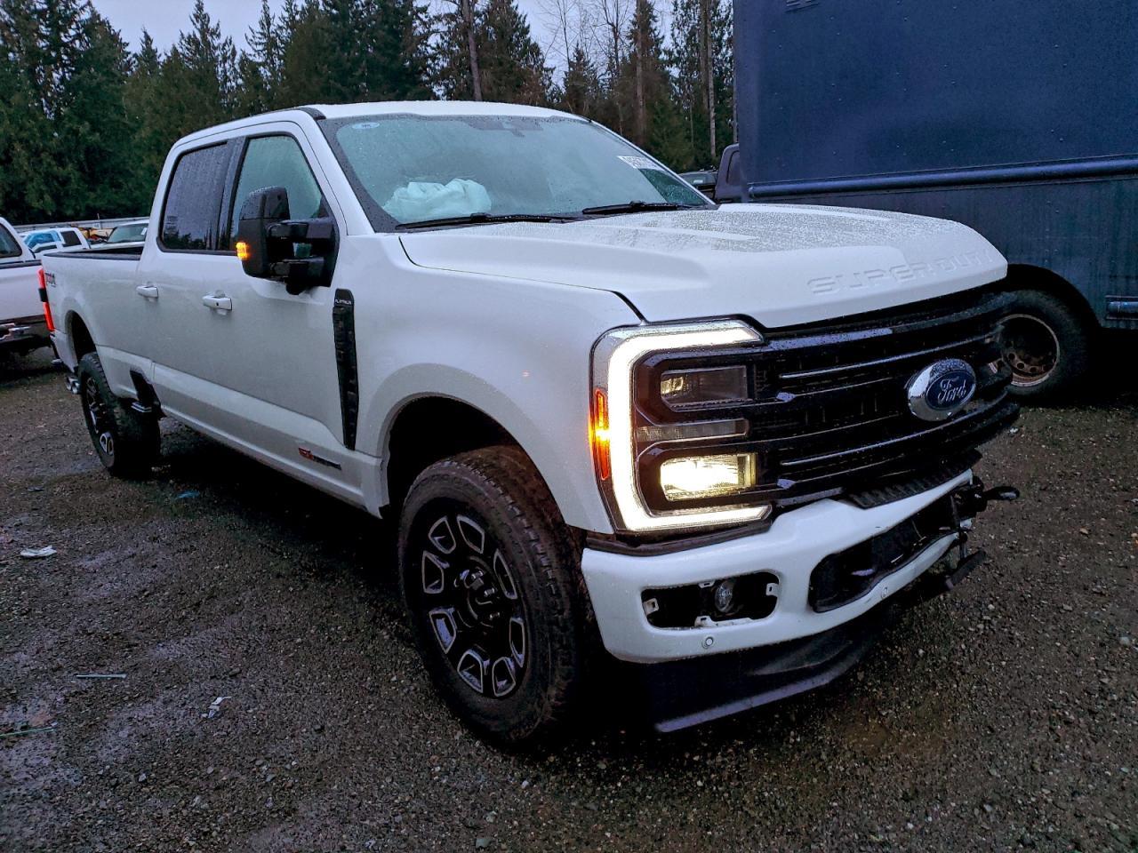 2025 Ford F350 Super Duty - Фото 4