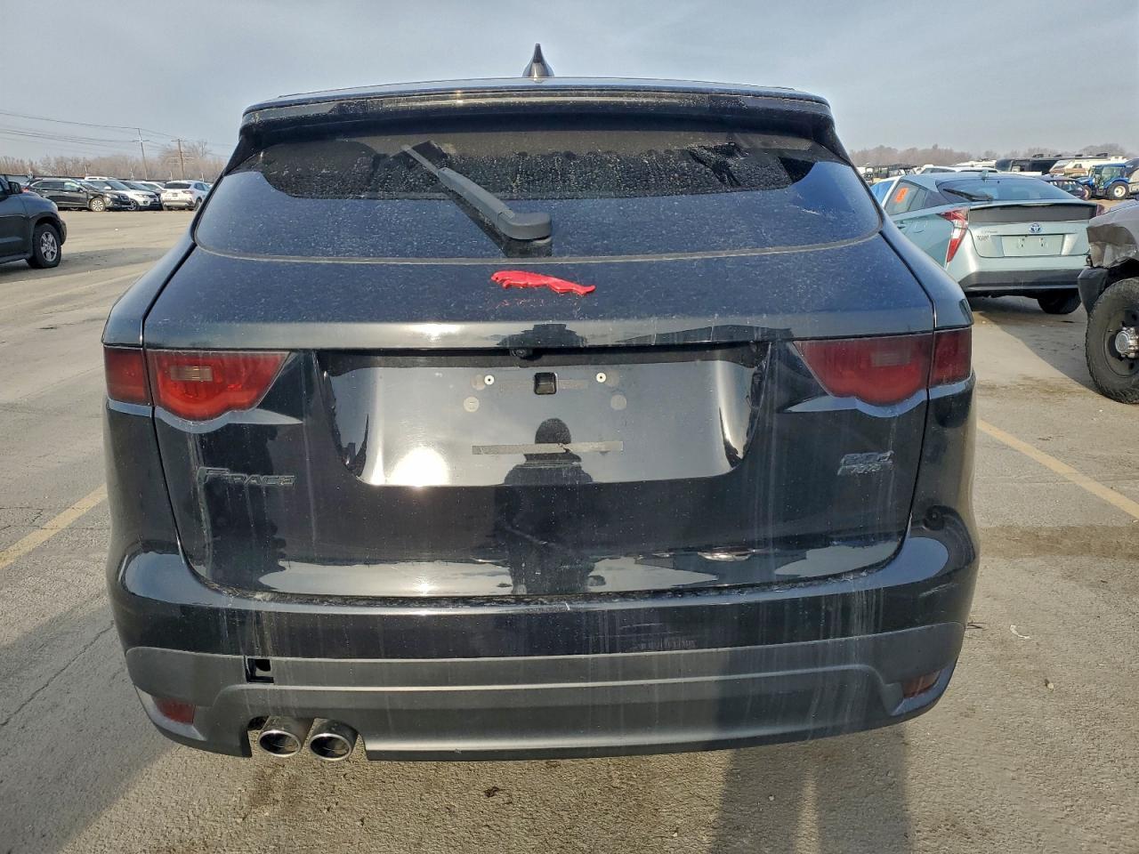 2017 Jaguar F-Pace - Image 6