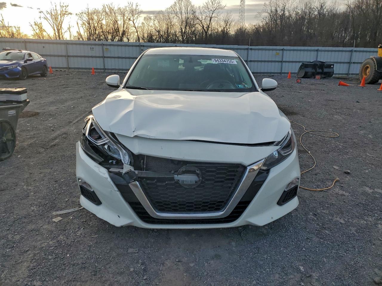 2019 Nissan Altima S - Фото 5