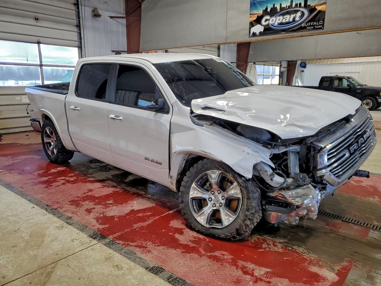 2022 Ram 1500 Laramie - Фото 4