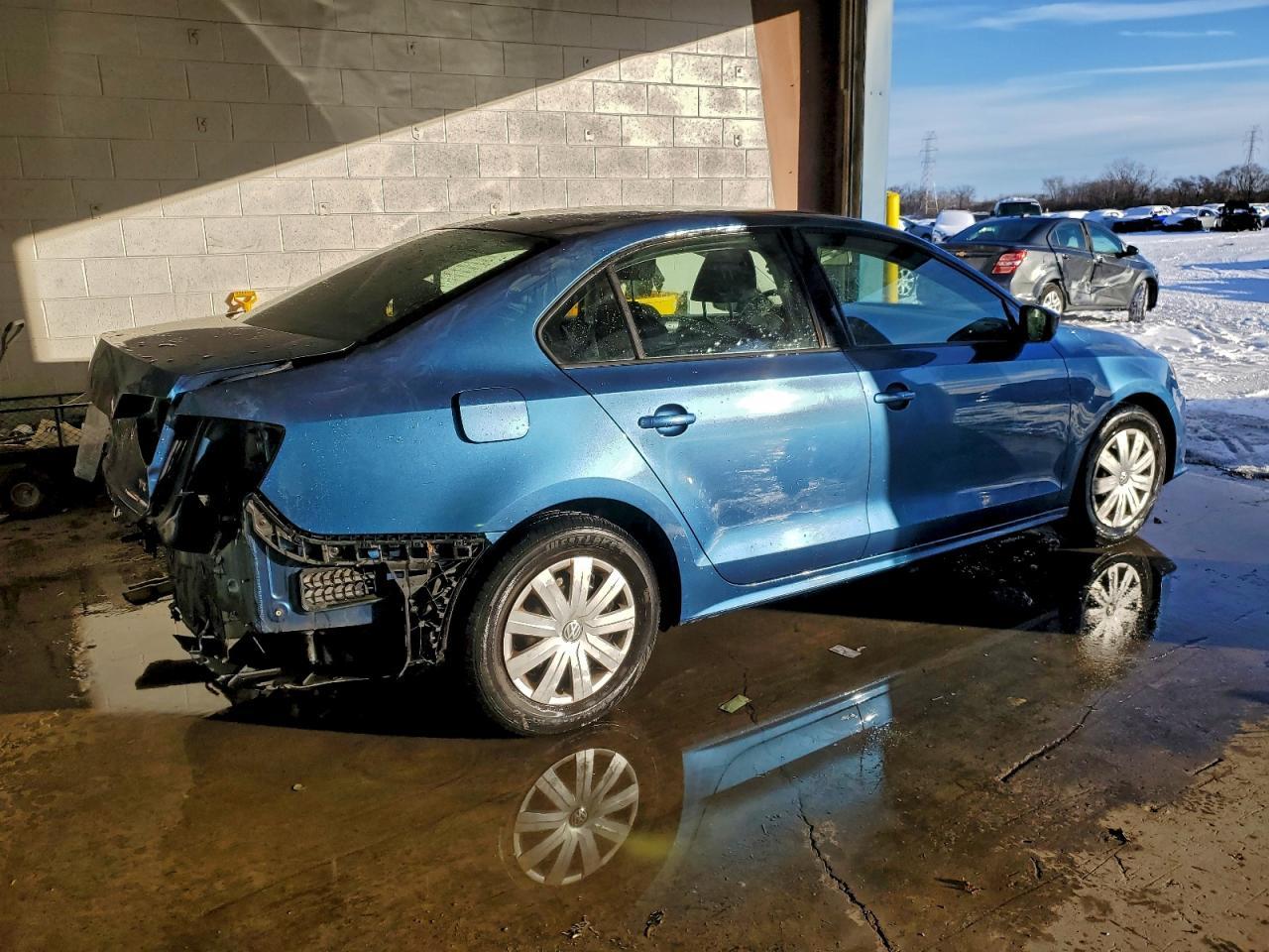 2016 Volkswagen Jetta S - Фото 3