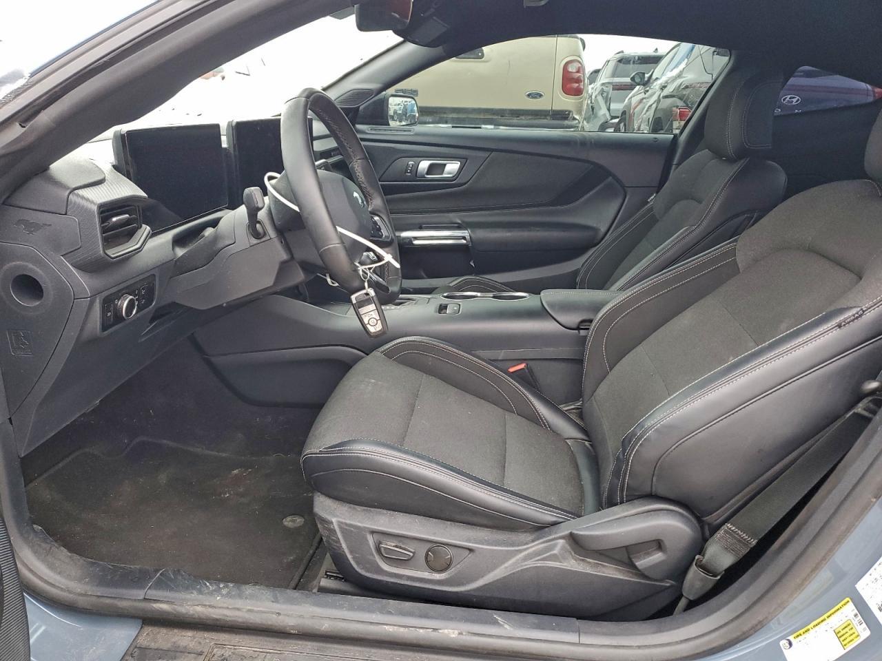 2024 Ford Mustang - Фото 7