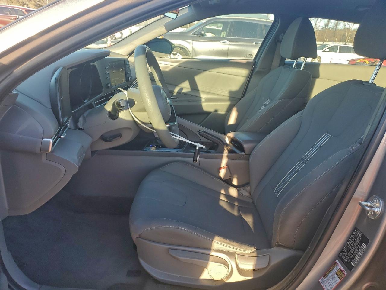 2023 Hyundai Elantra Sel - Фото 7