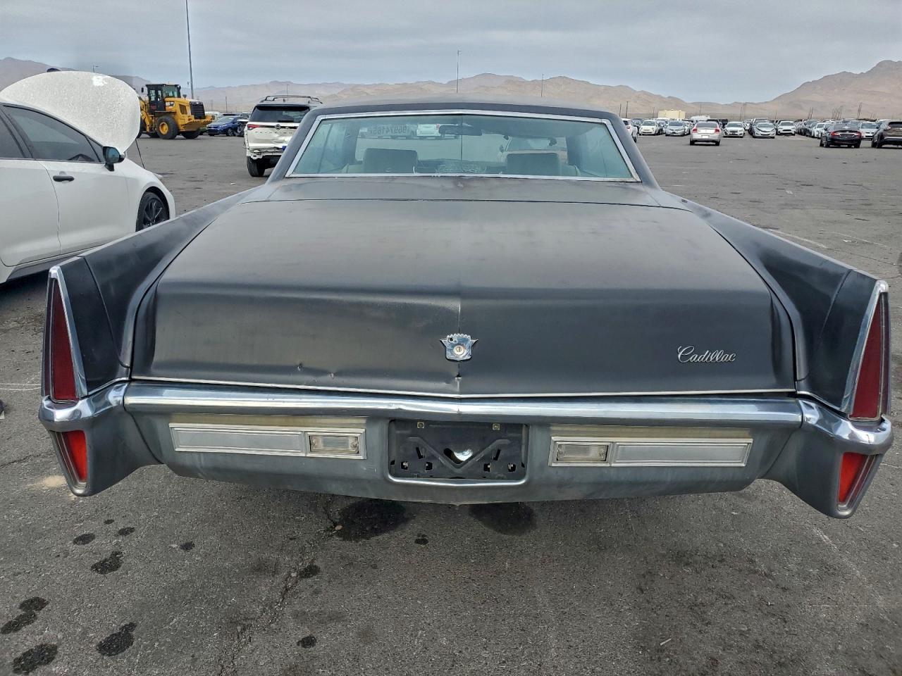 1970 Cadillac Deville - Image 6