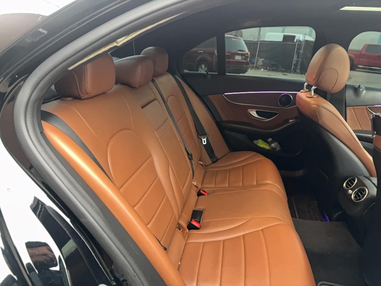 2019 Mercedes-Benz C 300 4Matic - Фото 6