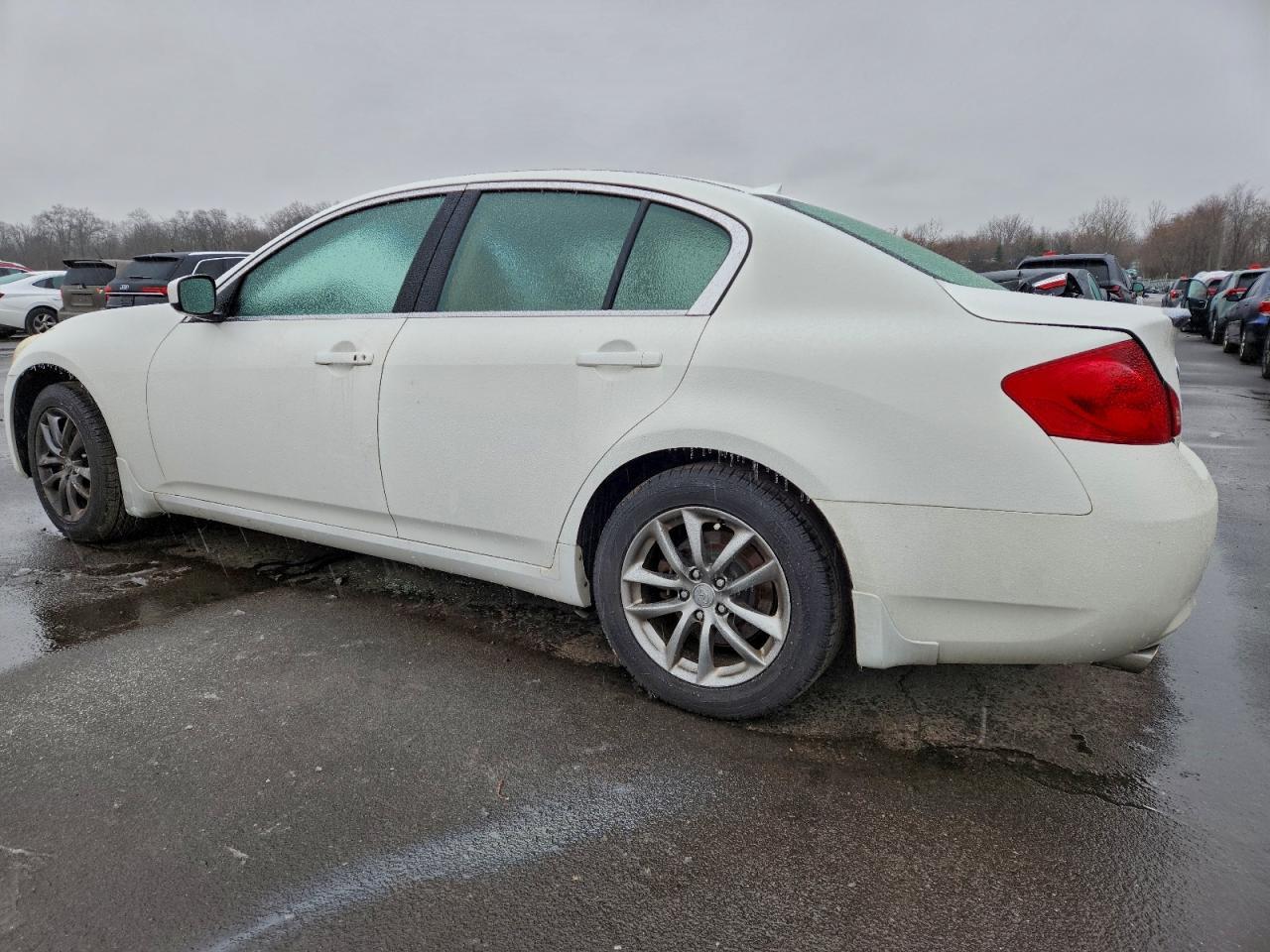 2009 Infiniti G37 - Image 2