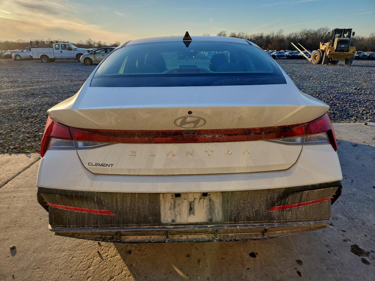 2024 Hyundai Elantra Se - Фото 6