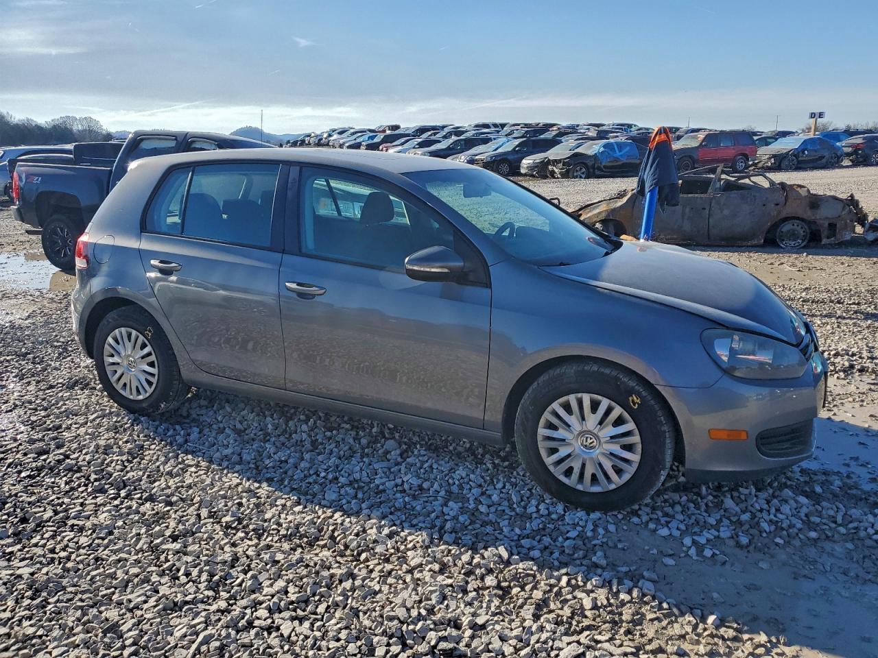 2013 Volkswagen Golf - Image 4