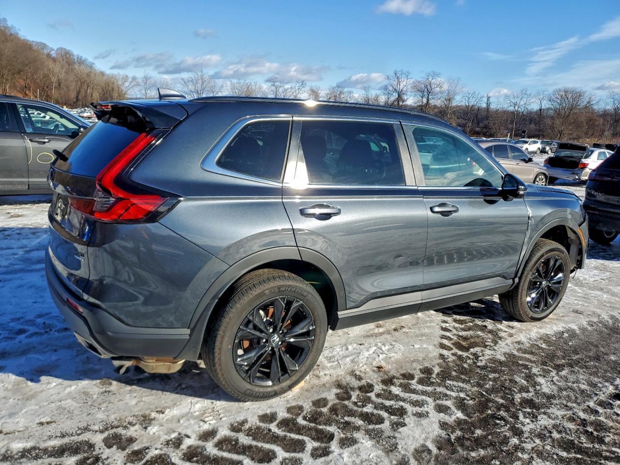 2025 Honda Cr-V Sport Touring - Image 3