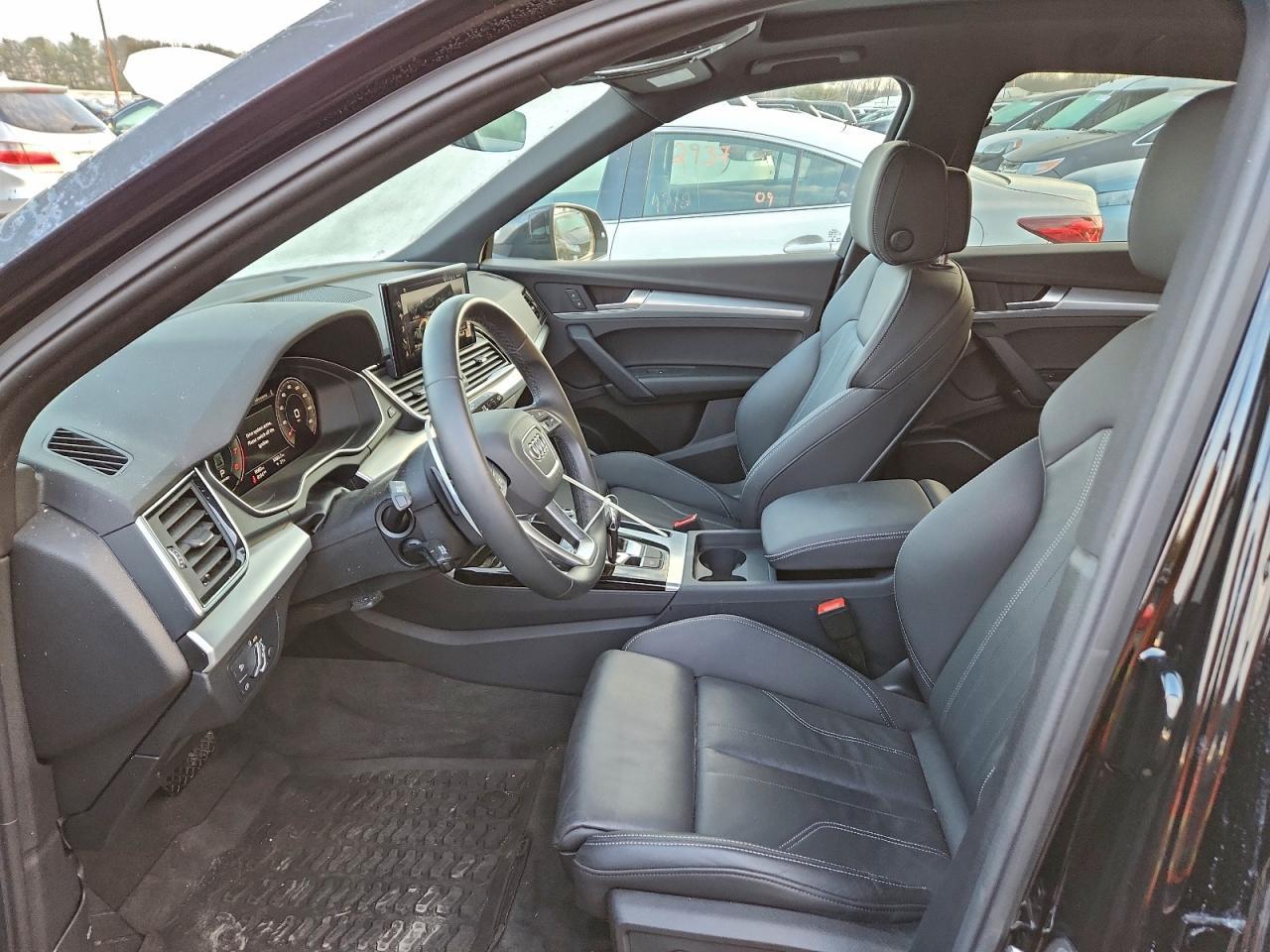 2025 Audi Q5 Premium 45 - Image 7