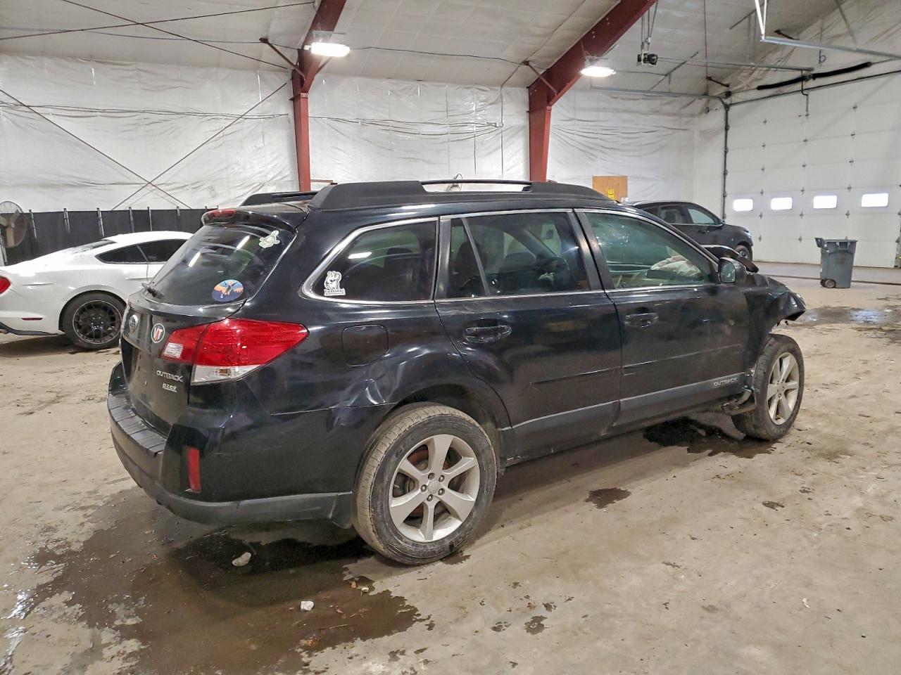 2013 Subaru Outback 2.5I Premium - Фото 3
