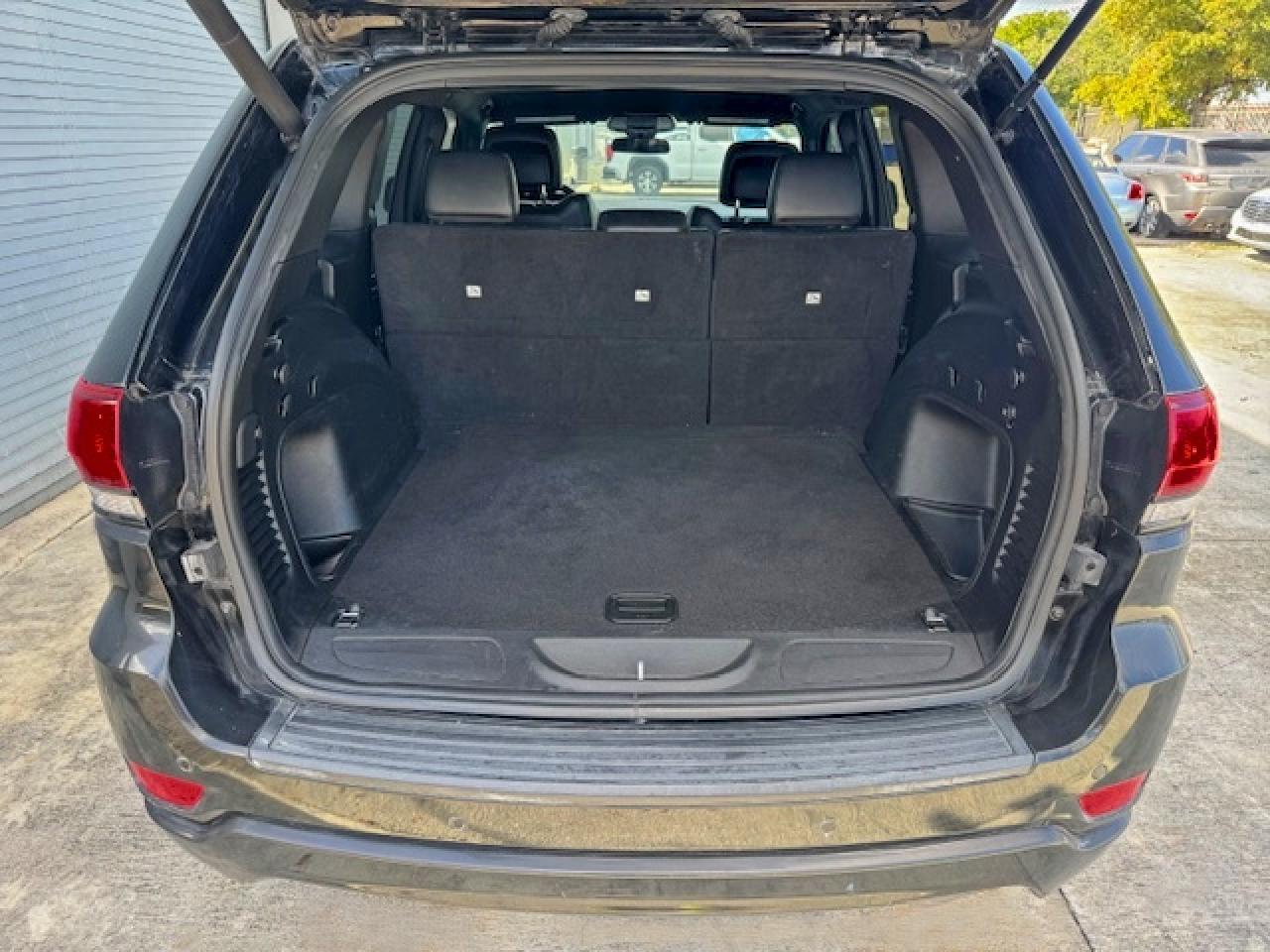 2021 Jeep Grand Cherokee Laredo - Фото 6