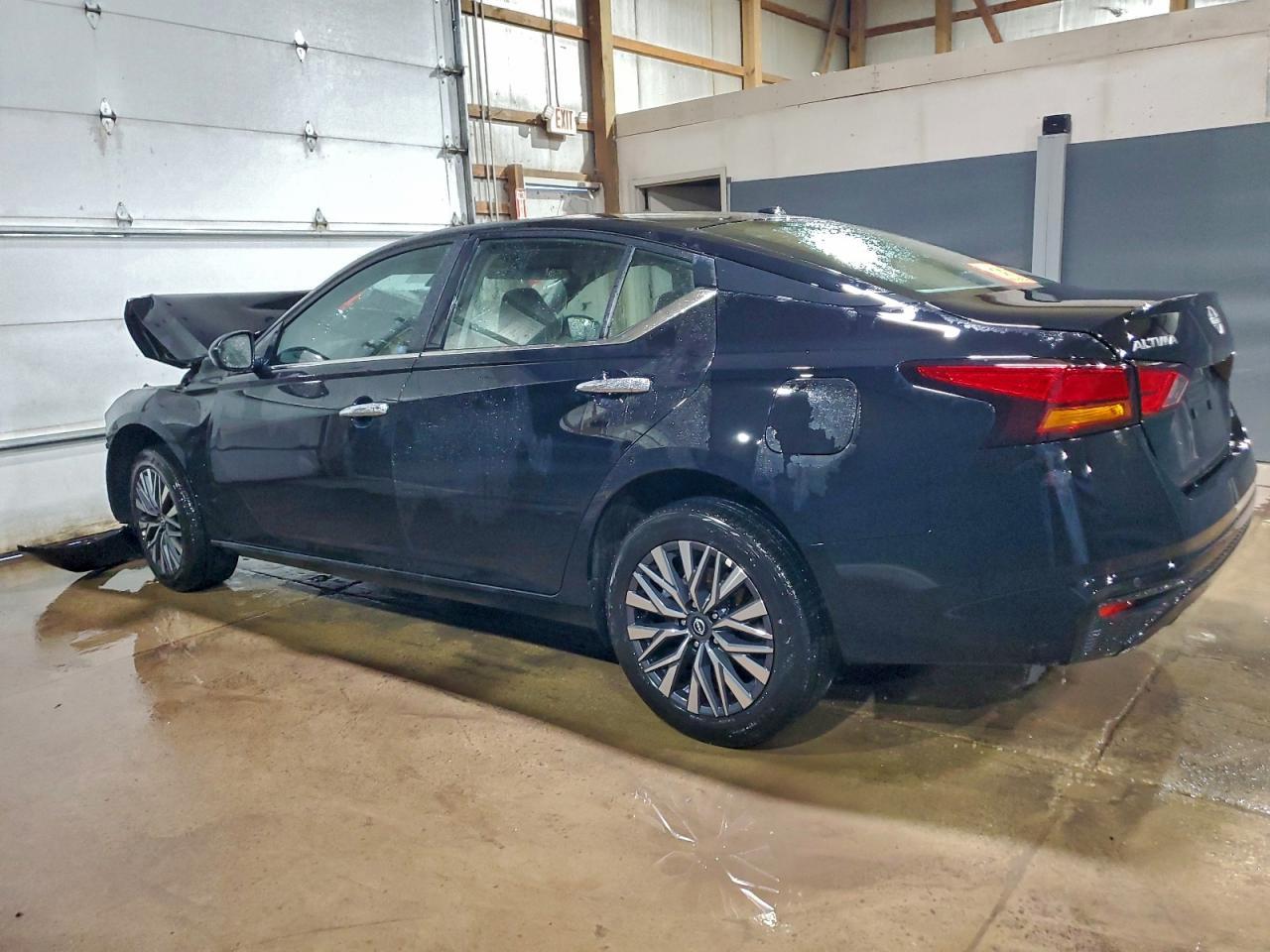 2025 Nissan Altima Sv - Фото 2
