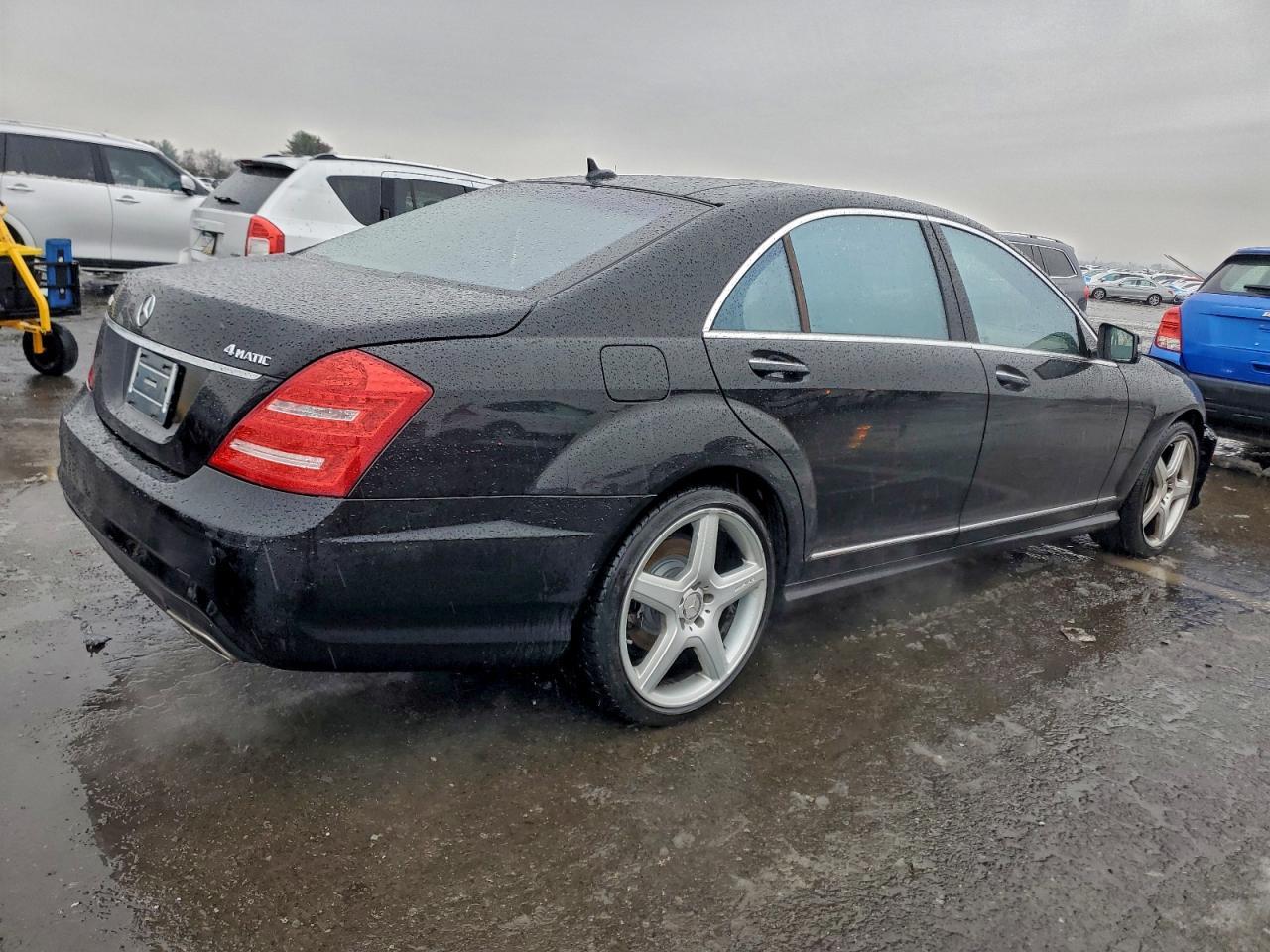 2010 Mercedes-Benz S 550 4Matic - Фото 3