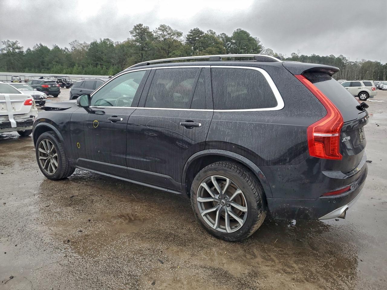 2019 Volvo Xc90 T5 Momentum - Image 2