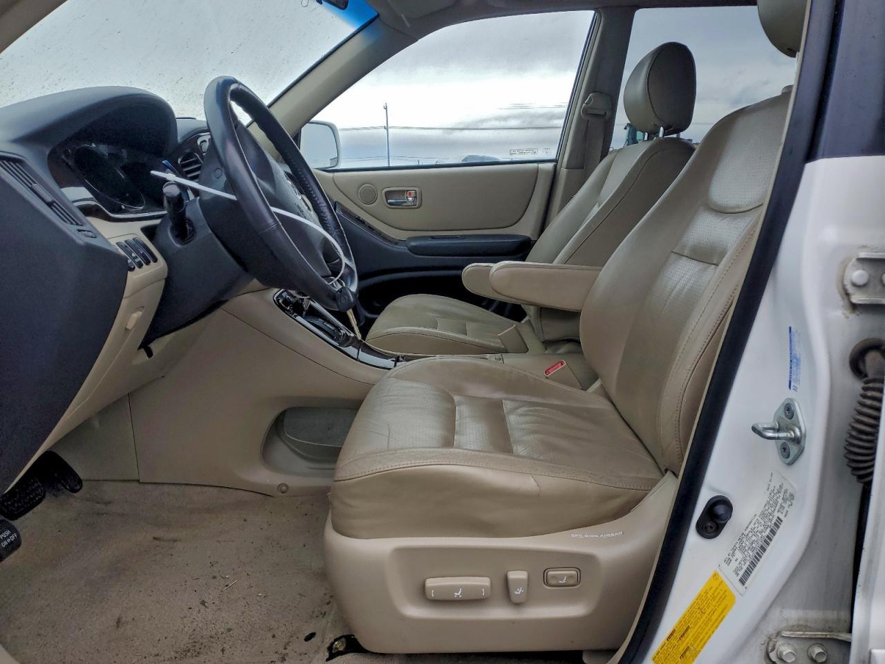 2003 Toyota Highlander Limited - Image 7