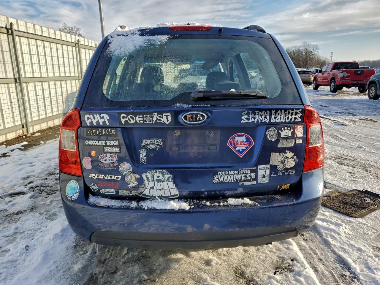 2008 Kia Rondo - Фото 6