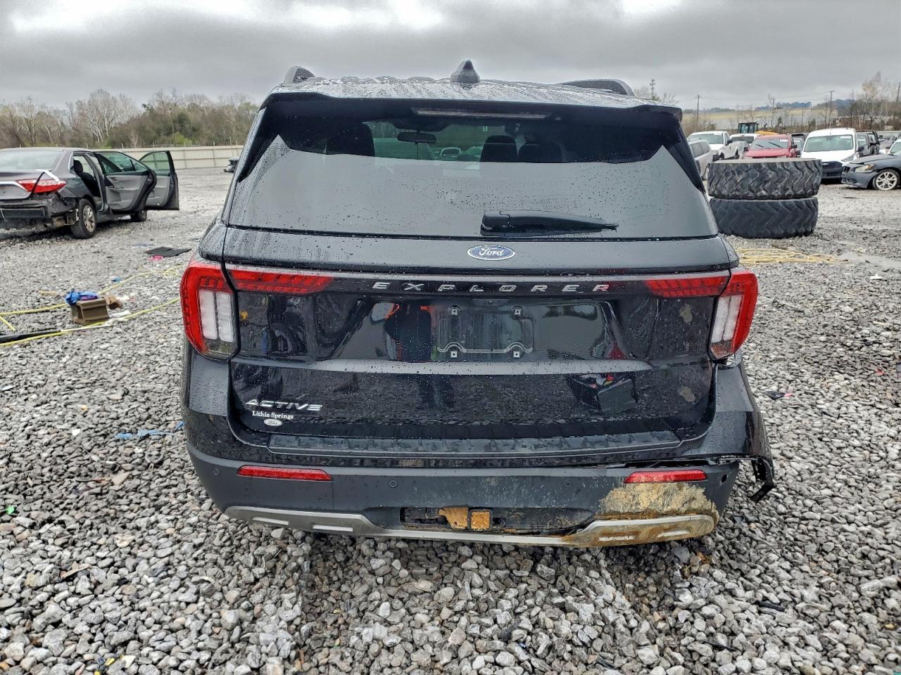 2025 Ford Explorer Active - Фото 6