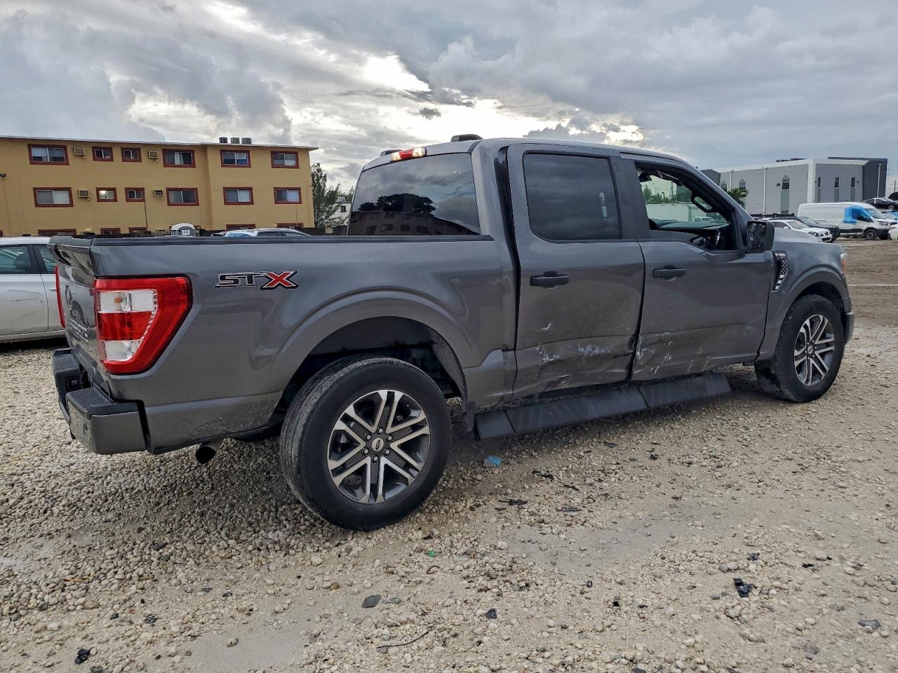 2022 Ford F150 Supercrew - Фото 3