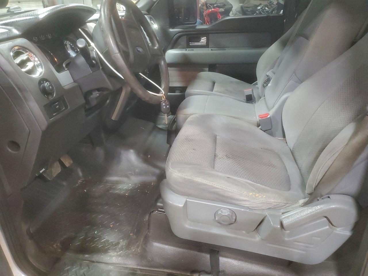 2012 Ford F150 Supercrew - Image 7