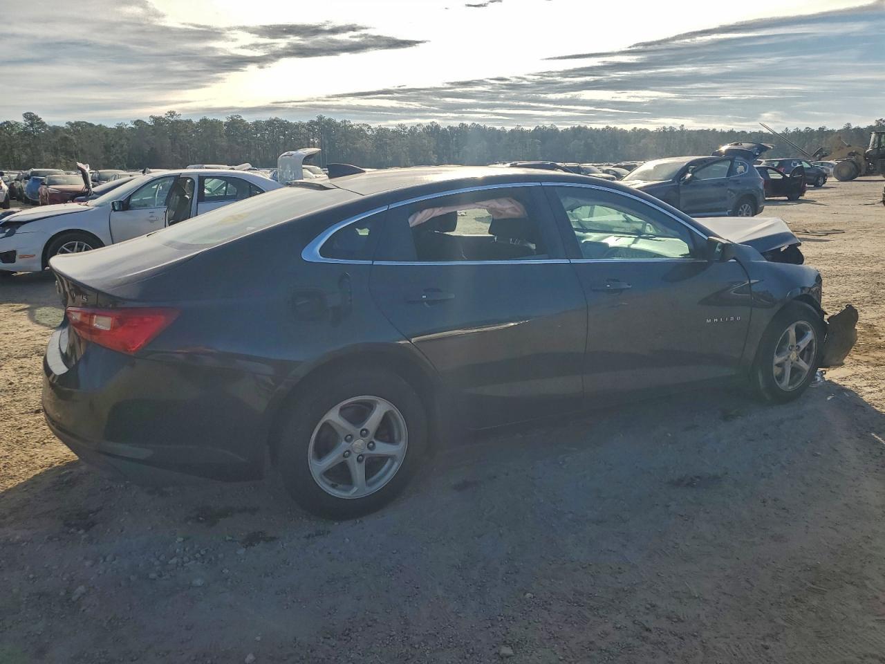 2016 Chevrolet Malibu Ls - Image 3