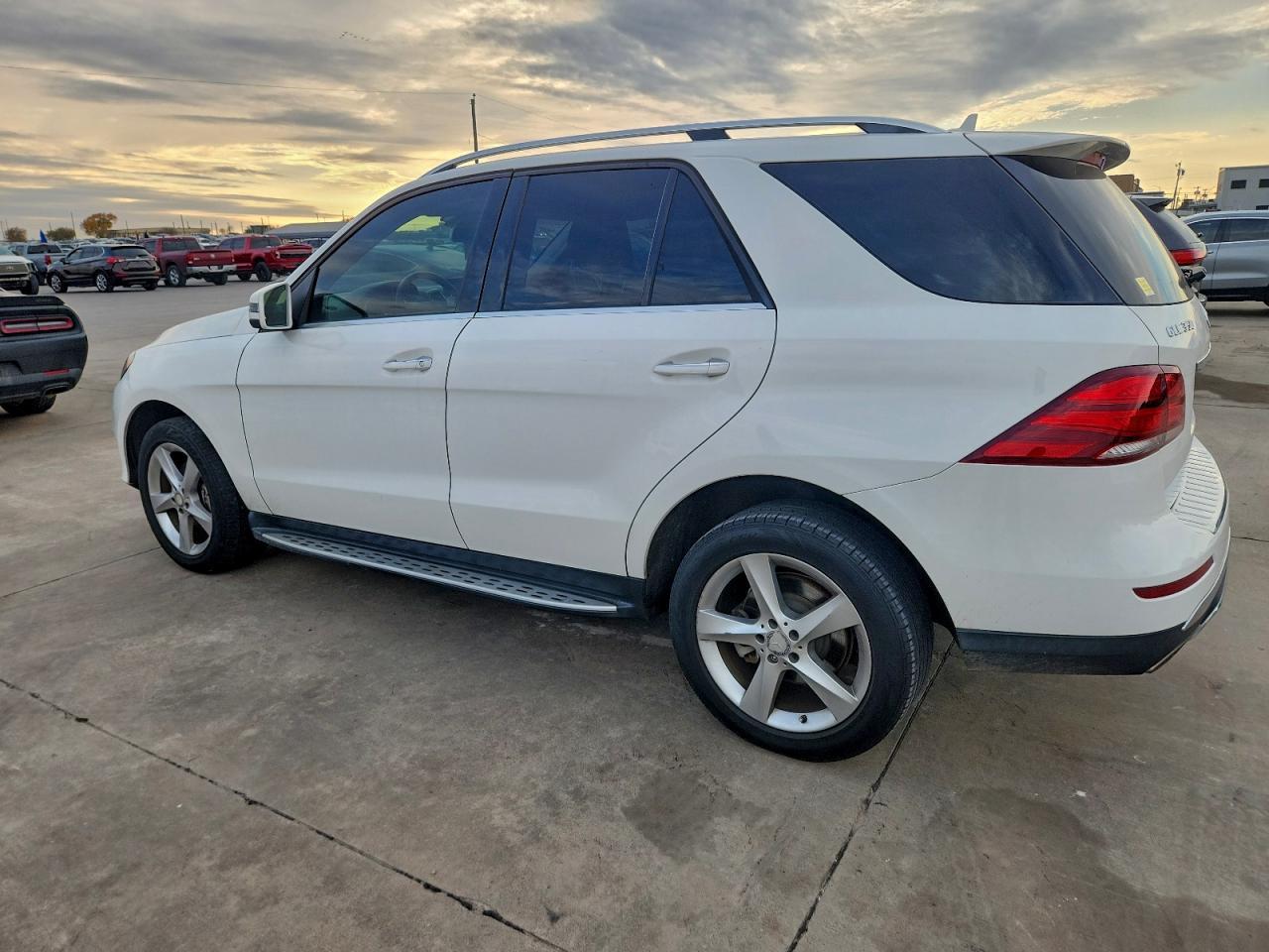 2016 Mercedes-Benz Gle 350 - Image 2