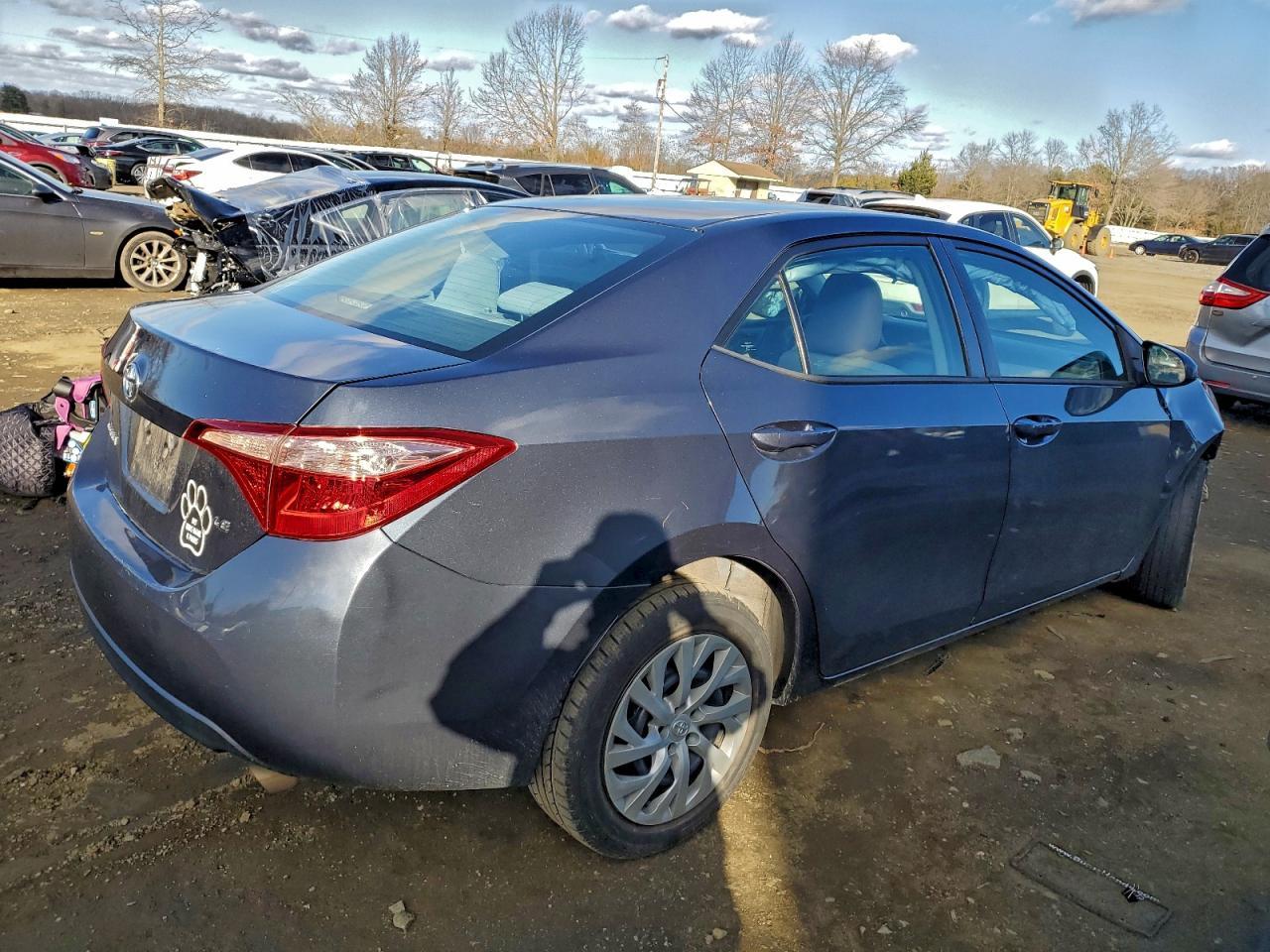2017 Toyota Corolla L - Фото 3