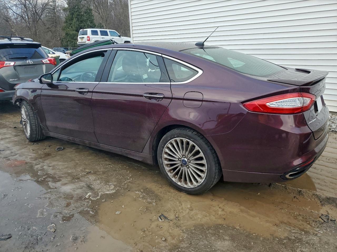 2013 Ford Fusion Titanium - Фото 2