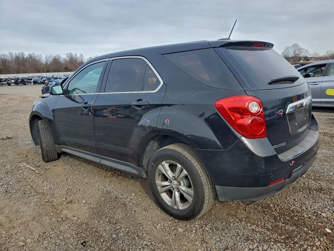 2015 Chevrolet Equinox Ls - Фото 2
