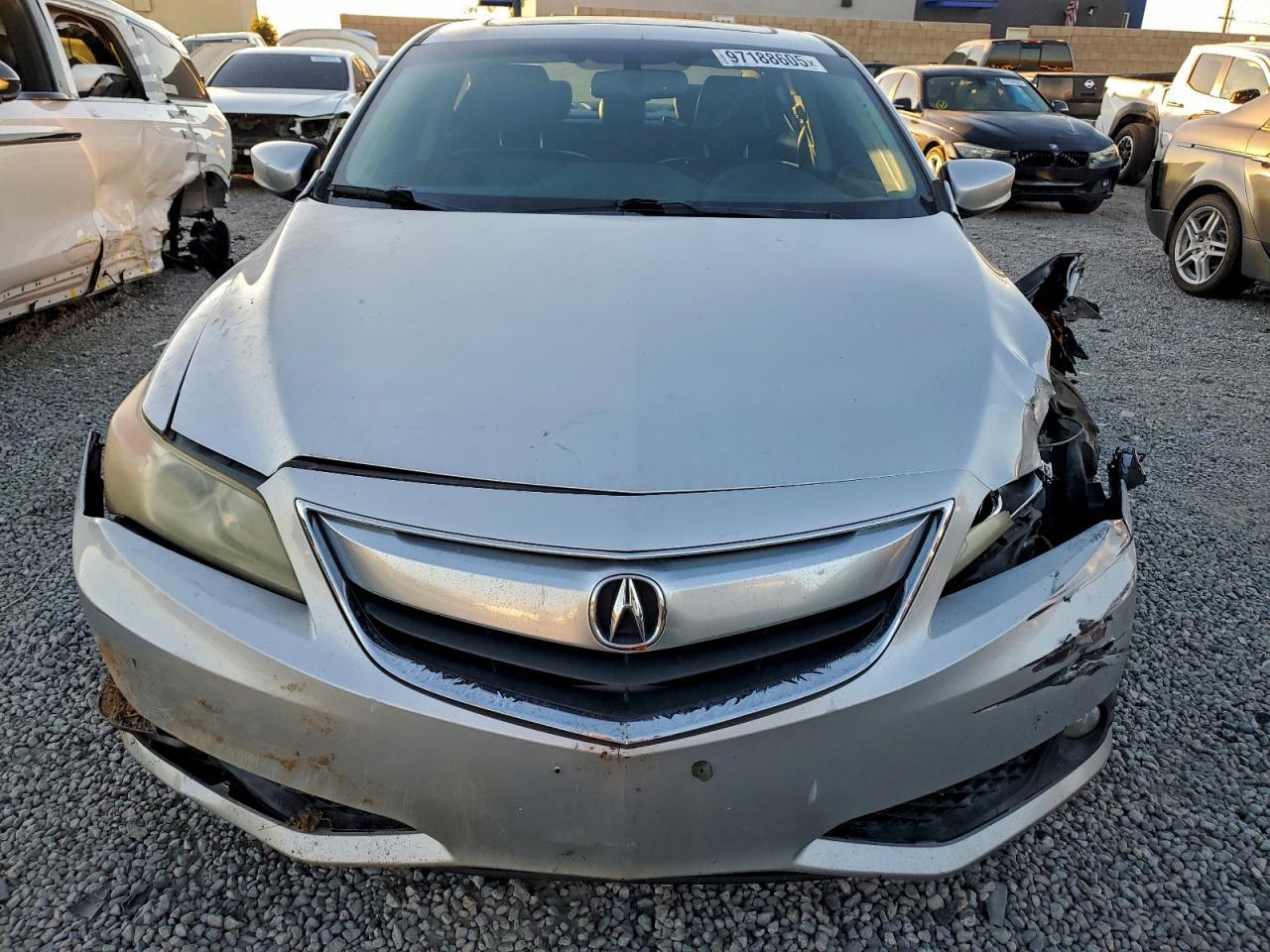 2013 Acura Ilx 20 Premium - Image 5