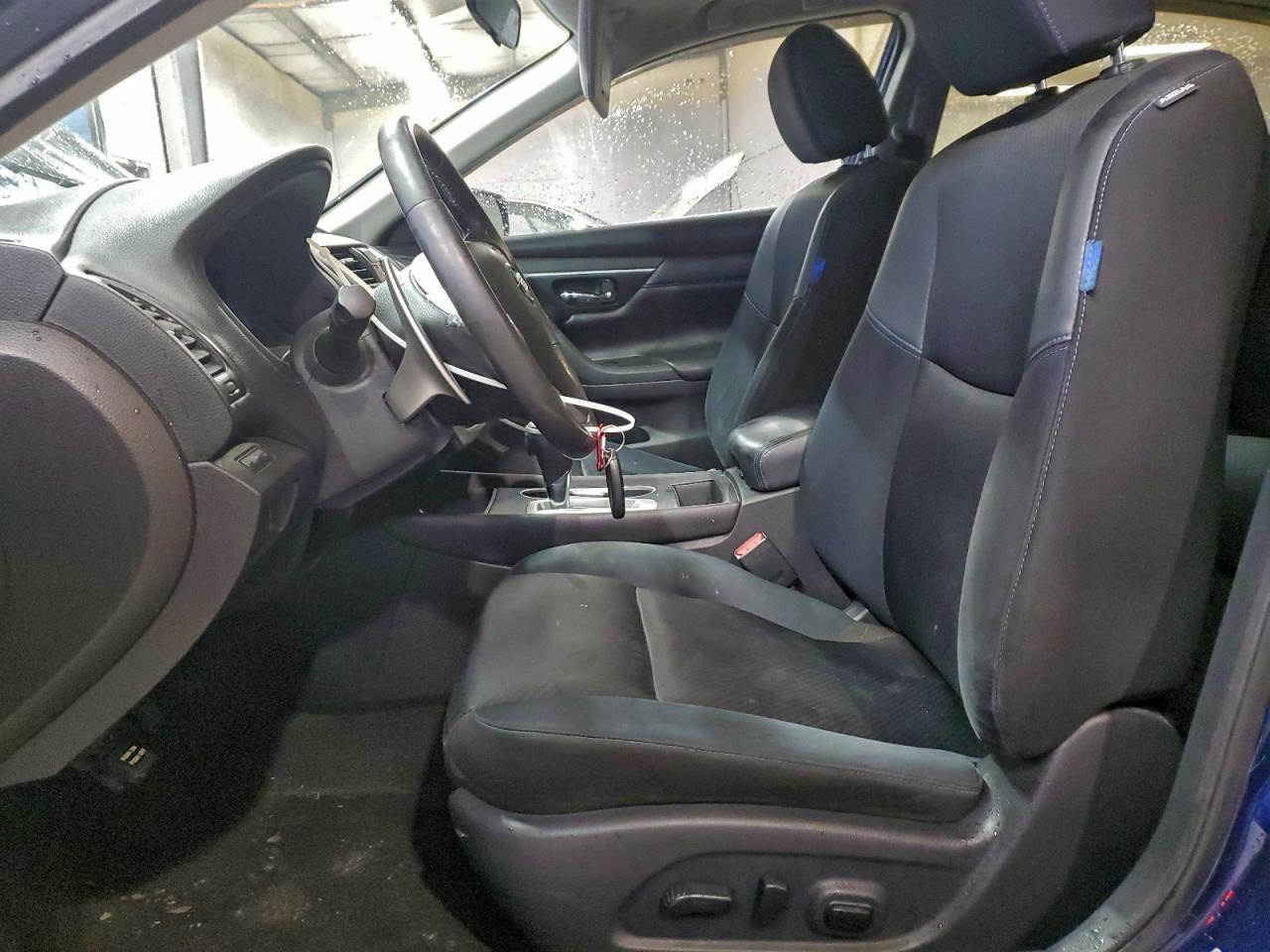 2016 Nissan Altima 2.5 - Фото 7