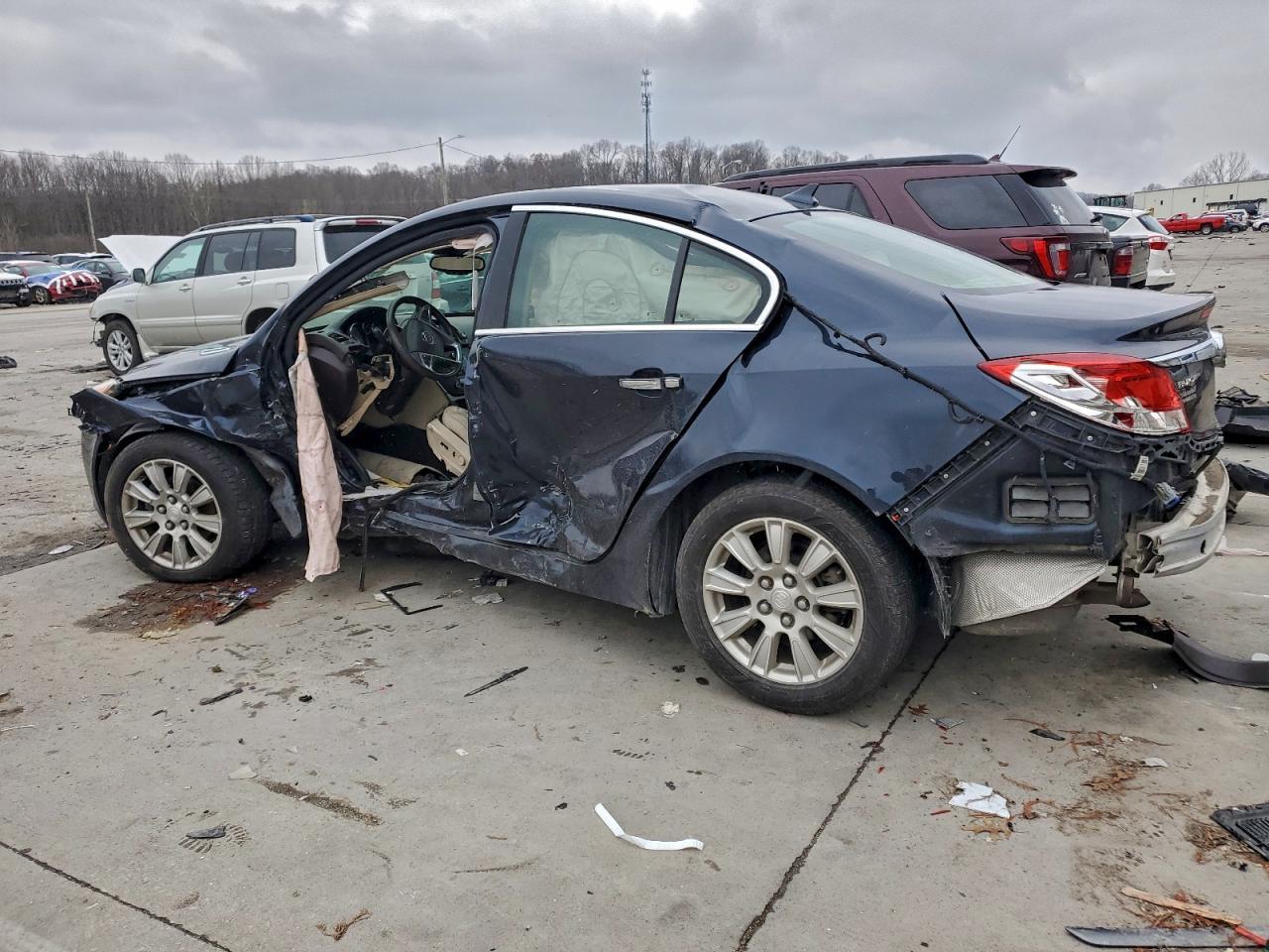 2013 Buick Regal Premium - Фото 2