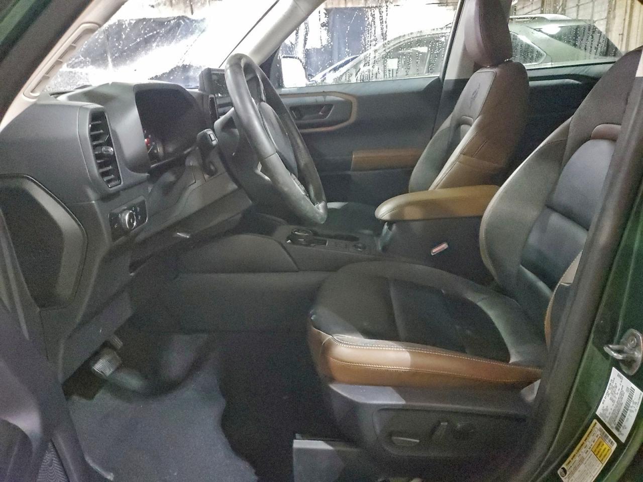 2024 Ford Bronco Sport Outer Banks - Image 7