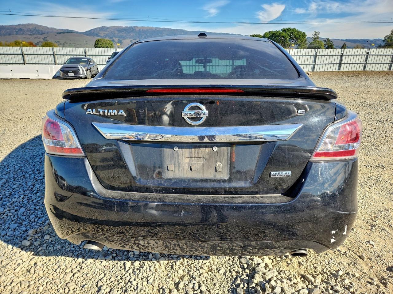 2015 Nissan Altima 2.5 - Image 6
