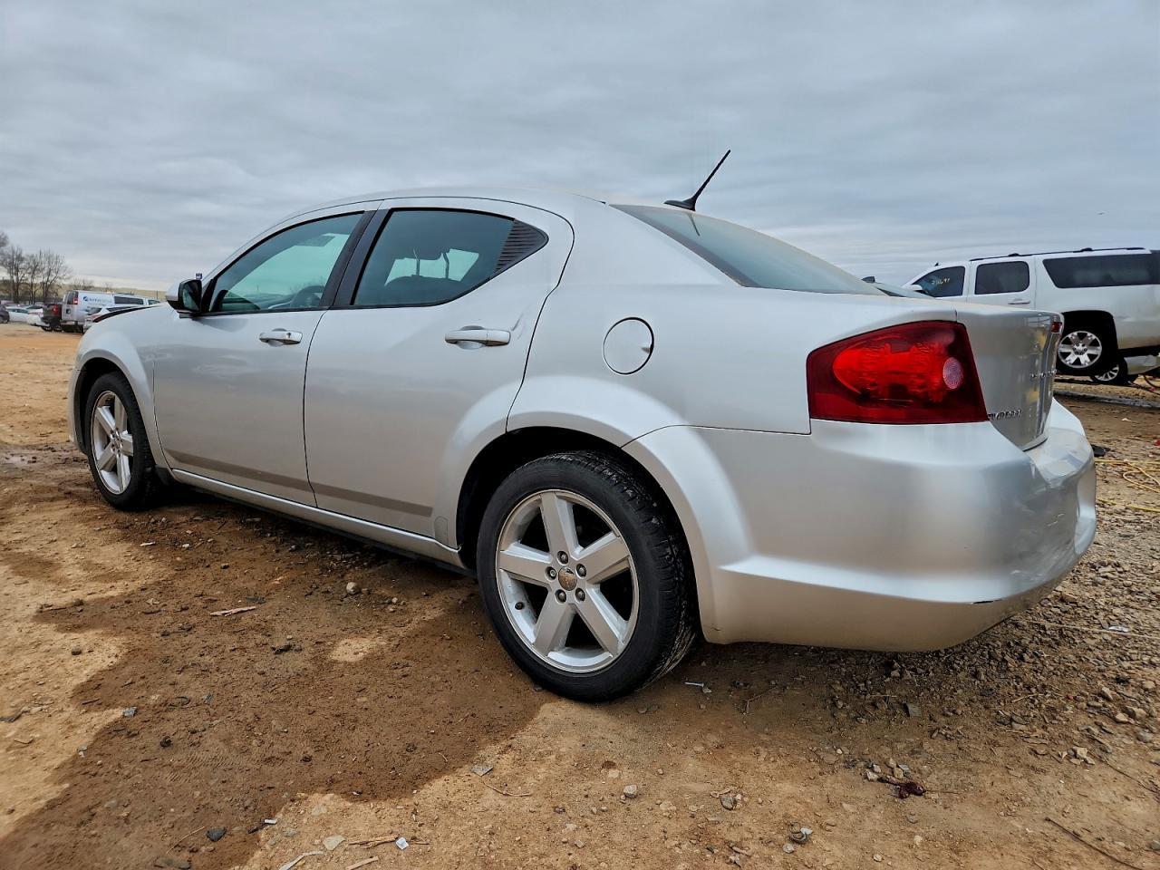 2011 Dodge Avenger Mainstreet - Image 2