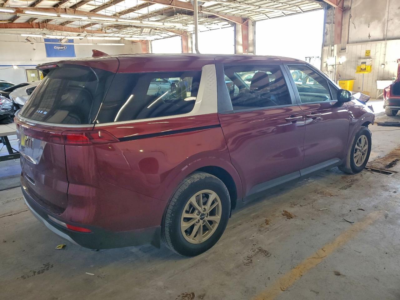 2024 Kia Carnival Lx - Image 3